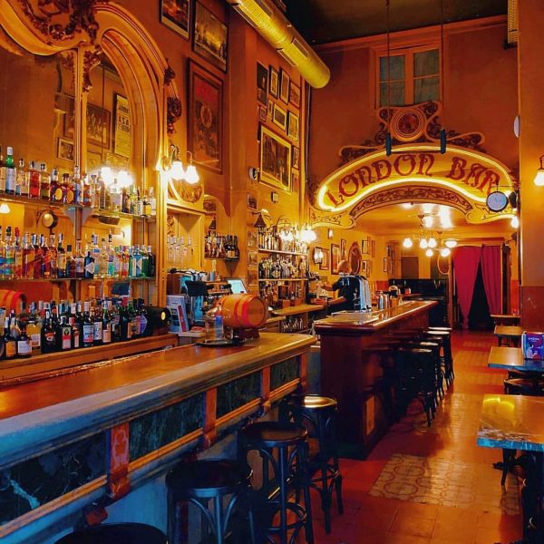 London Bar 1909. Barra del bar